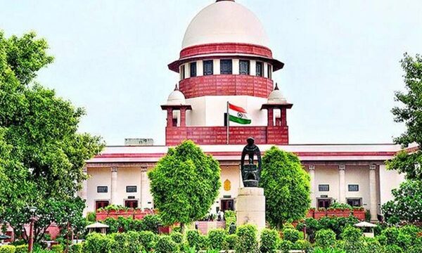 बच्चों के इंटरनेट इस्तेमाल पर पूरी रोक नहीं! सुप्रीम कोर्ट ने बताया क्या है जरूरी