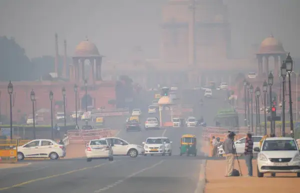 दिल्ली जाने से पहले जान लें नए नियम, 1 नवंबर से इन वाहनों पर लगेगी रोक