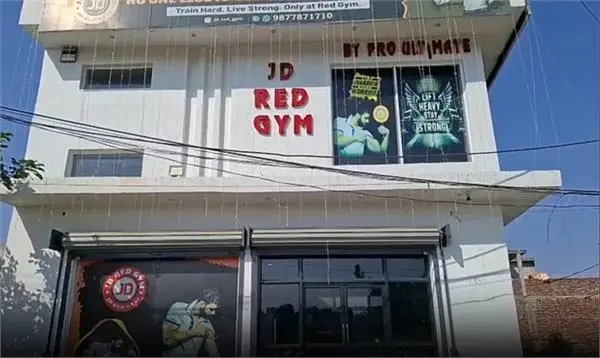 Amritsar में Gym के बाहर फायरिंग, नकाबपोश बदमाशों ने चलाईं 3 गोलियां
